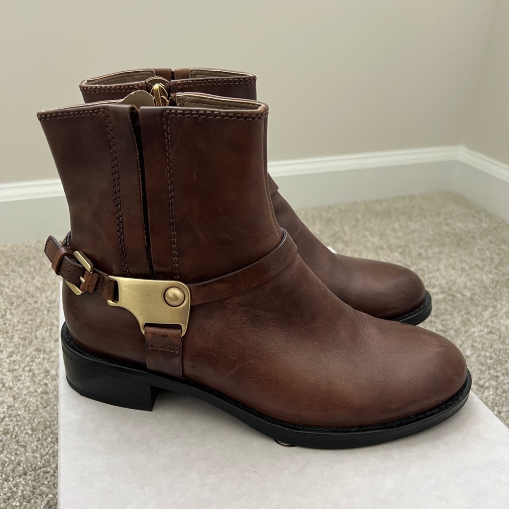 Ecco shoes